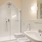 Casa G.