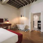 Casa G.