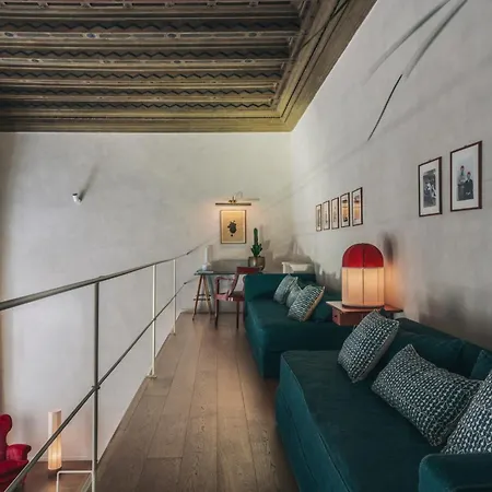 Casa G.